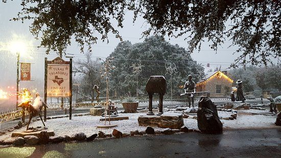 Texas Treasures Fine Art Gallery