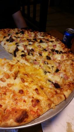 Sugar Pine Pizza