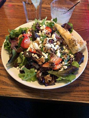 UNO Chicago Grill