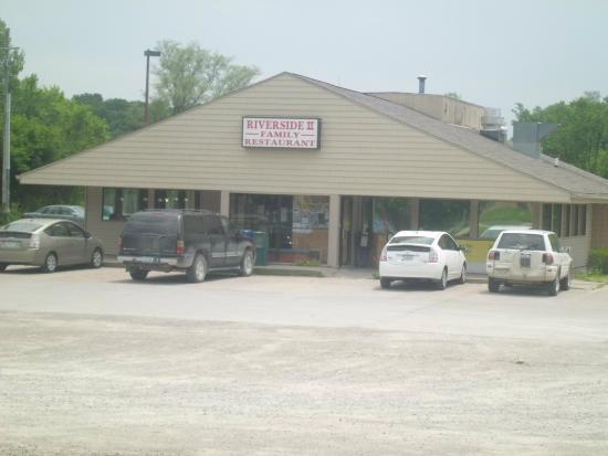Riverside II Family Restaurant