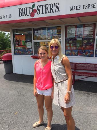 Bruster's Real Ice Cream